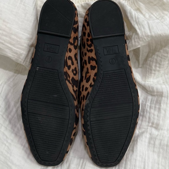 Ballet Flats String Bow Black Leopard Size 9 
Time and Tru - Picture 5 of 7